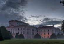 A zene nagy mestere Fertődön fotoeszterhazakozpontbatarzsolt600x234