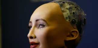 lugas05robot-1080x773