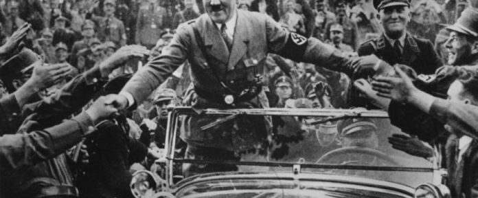 hitler-crowd-3324060-58d2c7cf5f9b584683c9738c-660x330