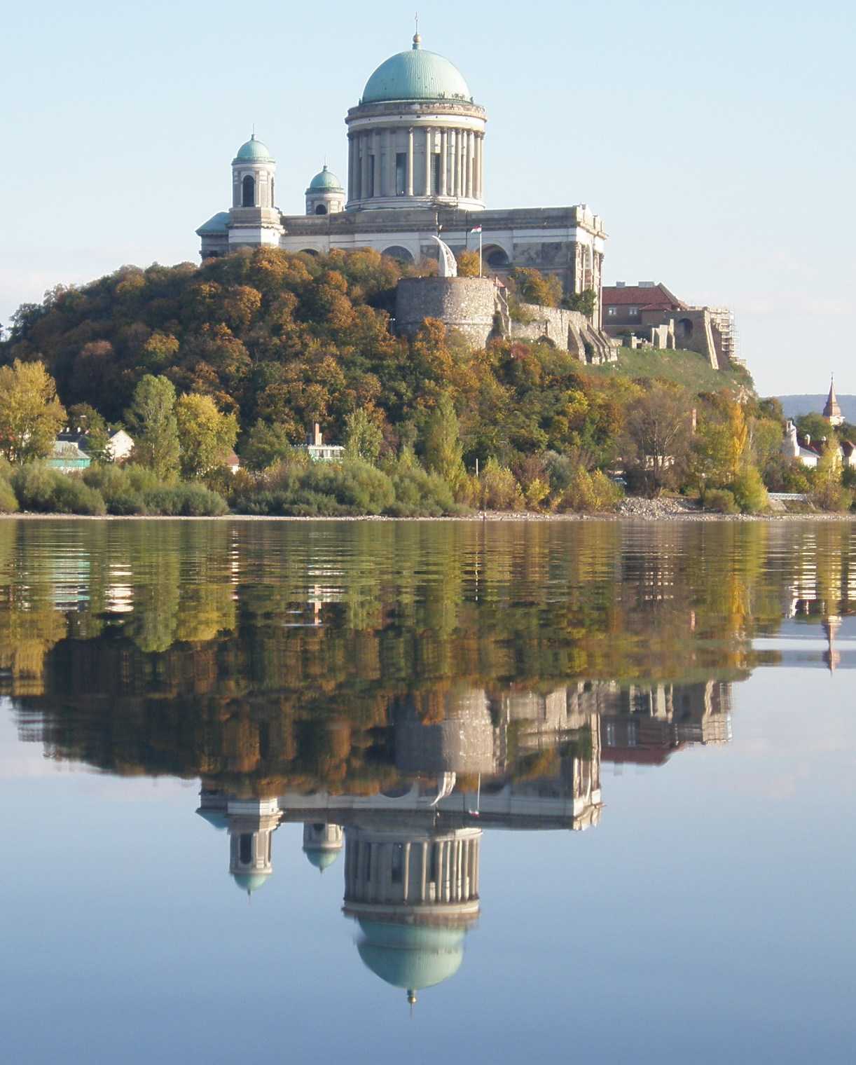 Az esztergomi Bazilika Szlovákiából fotózva